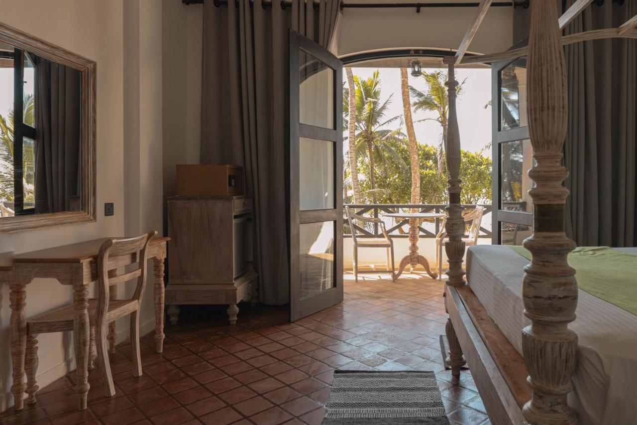 Naomi Beach Resort - Adults Only Weligama Buitenkant foto