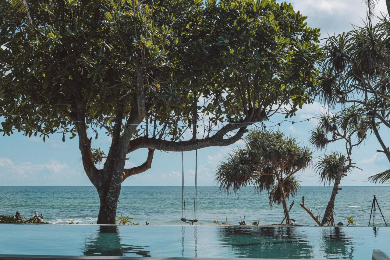 Naomi Beach Resort - Adults Only Weligama Buitenkant foto