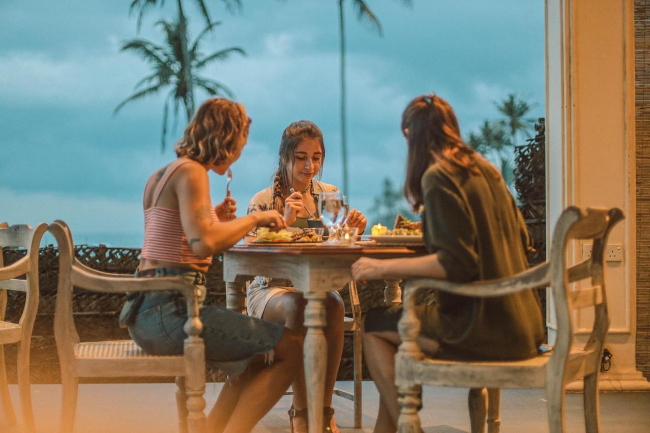 Naomi Beach Resort - Adults Only Weligama Buitenkant foto